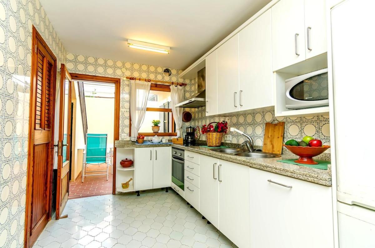 Puig, Amplia Y Luminosa Casa A Afueras De Apartment Pollença