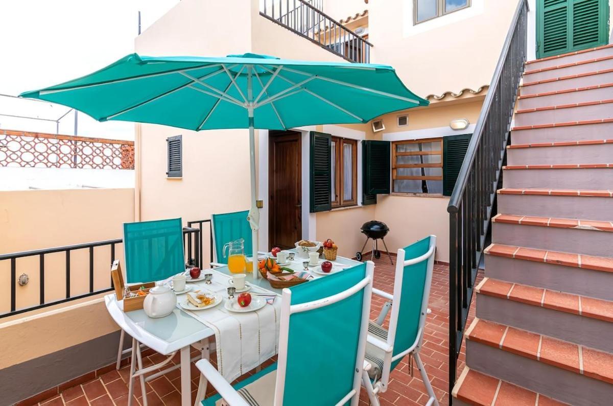 Puig, Amplia Y Luminosa Casa A Afueras De Apartamento